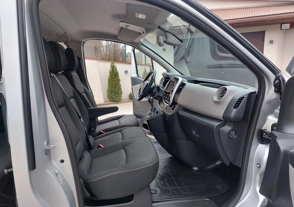 Renault Trafic cena 66900 przebieg: 262000, rok produkcji 2016 z Wolbrom małe 529